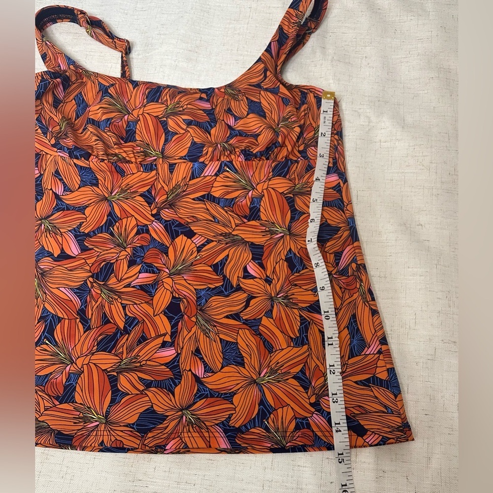 Lands' End Floral Tankini Top in Blue and 🍑 - Picture 5 of 12